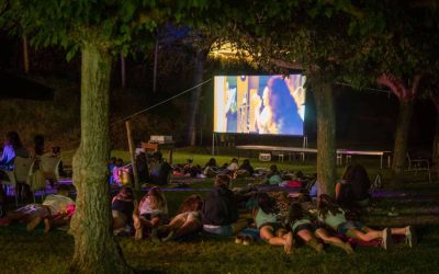 Proyecciones de cine en campings, pueblos y urbanizaciones