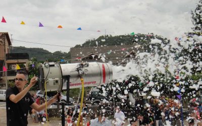 Fiestas de la espuma con cañones de espuma