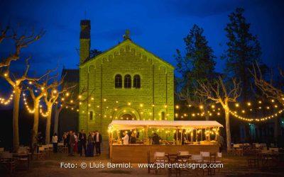 Il·luminació d'esdeveniments amb guirnaldes